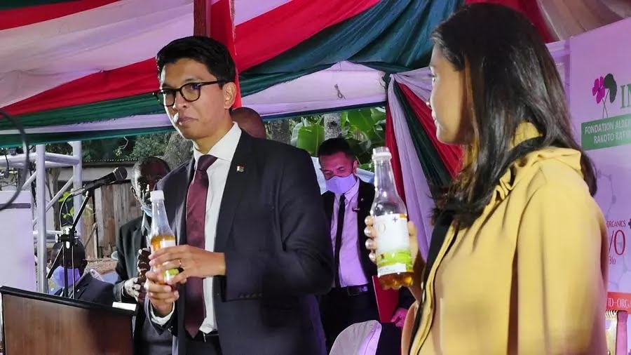 Félix Tshisekedi fait désormais bloc avec le président malgache contre l’idée d’un vaccin en provenance de l’Occident 1