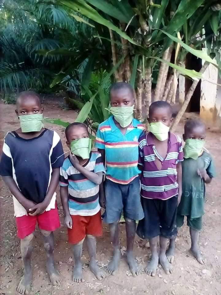 Les enfants aussi se sont mis à l'heure du Covid-19 1