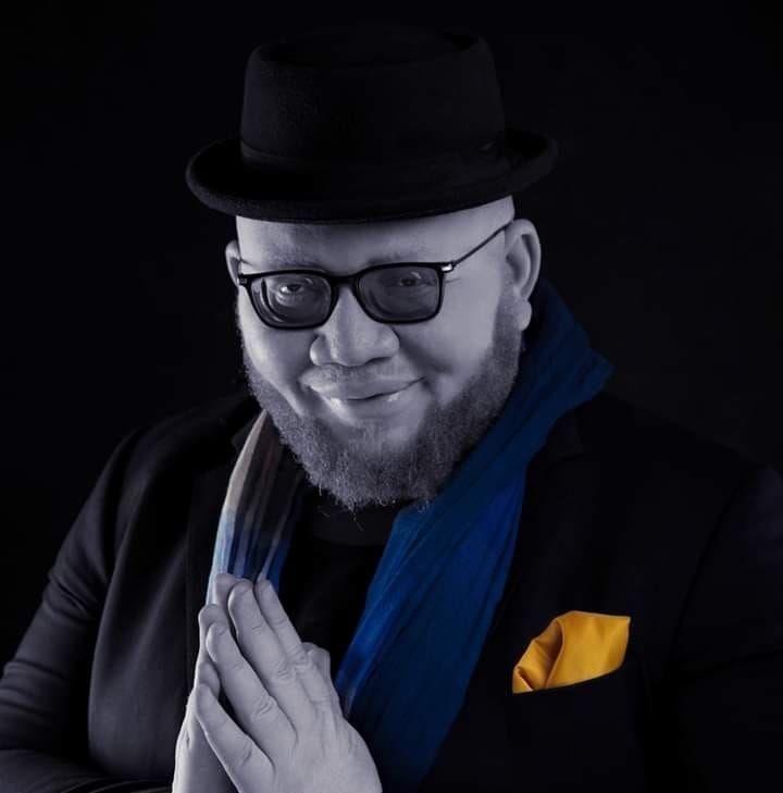 Yan Mambo Albinos Et Fier De L tre E Journal Kinshasa yan-mambo-albinos-et-fier-de-l-tre-e-journal-kinshasa