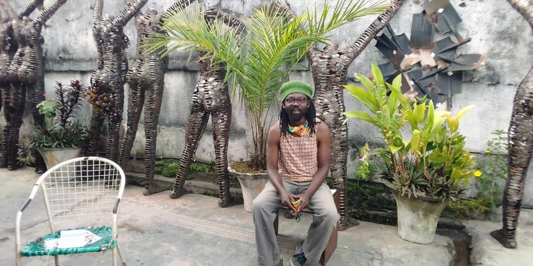 042304f3-ab5e-45aa-ba82-7486c59b1f3f