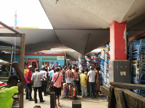 Grand marché de Kinshasa ou Zando ya monene 5