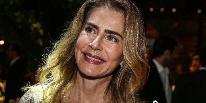 d04b2565-2723-428c-ad9c-4cf7352d5d49