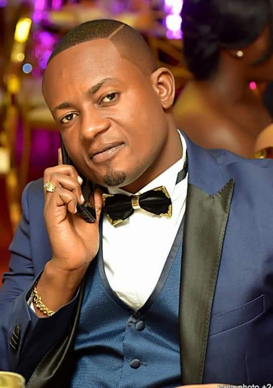 Sony Kamana, passionné de la mode et de la musique, imitateur de Mobutu 2