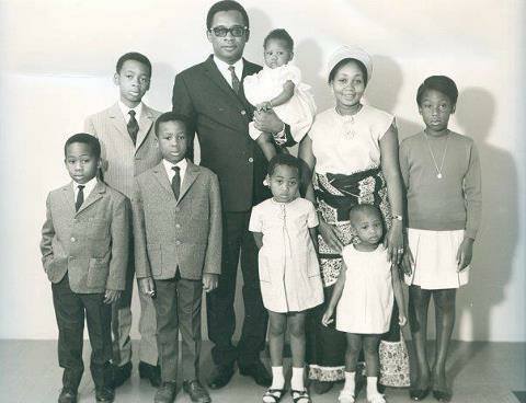 Devoir de mémoire : Mobutu Sese Seko Kuku Ngbendu Waza Banga 3