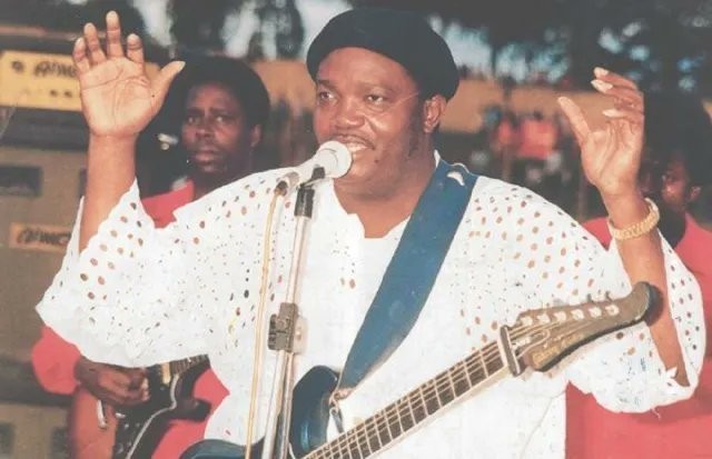 Franco Luambo Makiadi, 35 ans déjà ! 1