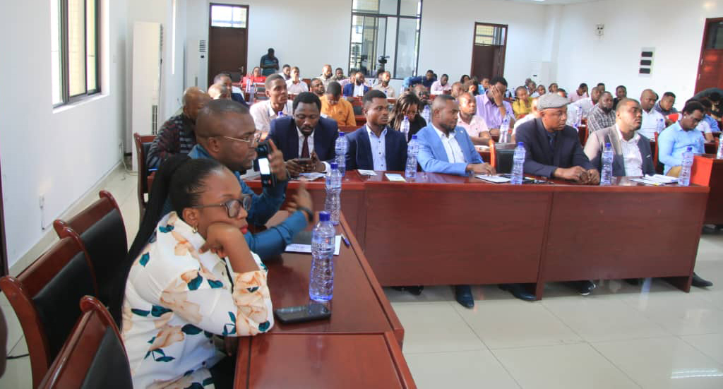 Opportunités AGOA-RDC : la Jeunesse Républicaine a sensibilisé à travers une conférence à Kinshasa 2