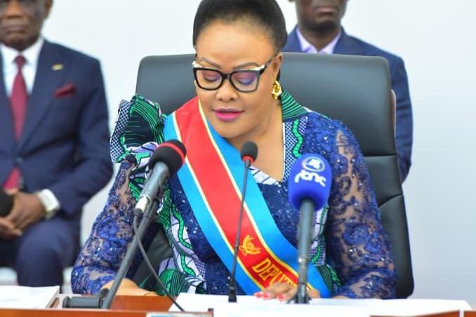 1001030621 E-Journal Kinshasa - Actualités, informations générales, divertissement et détente 5