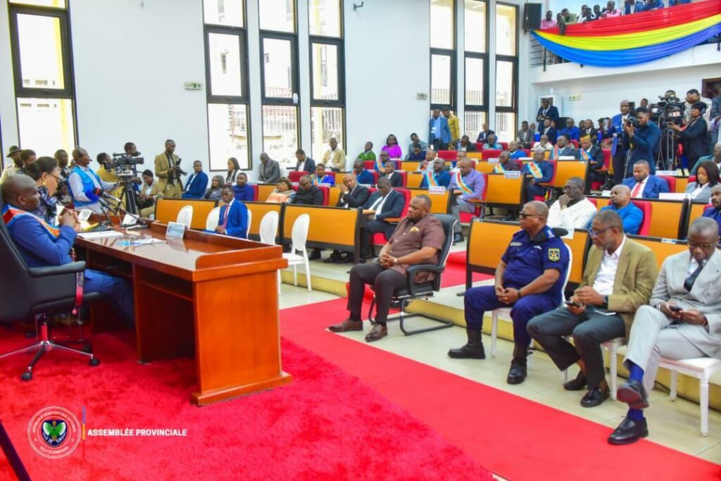 Crise institutionnelle à Kinshasa : Honorable Germaine Tshinyama victime des manœuvres politiques par Daniel Bumba? 2